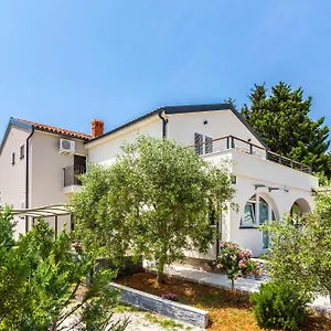 apartments-dodo.in-istria.net/